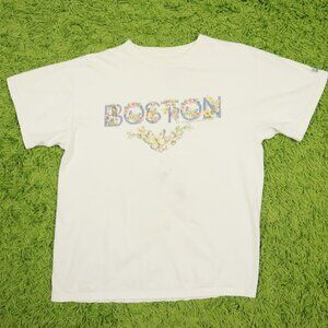 Vintage Boston Floral Butterfly Graphic T-shirt White Color  Size Large ( 21" X